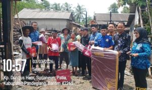 Bentuk Peduli Sesama Kampung Siaga Bencana (KSB) Kecamatan Patia Bersama Forkopimcam Salurkan Bantuan Terhadap Korban Kebakaran Rumah