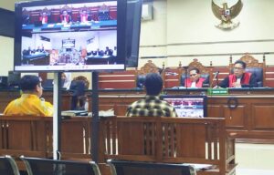 Sidang Tipikor : Pimpinan Bank Jatim Bantah RPD Wajib untuk BKKD Bojonegoro 2021