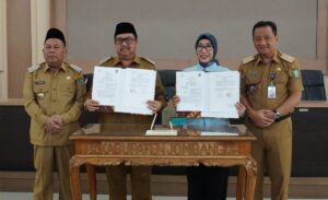 Jombang Anti-Korupsi! Bupati Warsubi dan Kejari Resmi Teken Kerja Sama Kawal APBD 2026